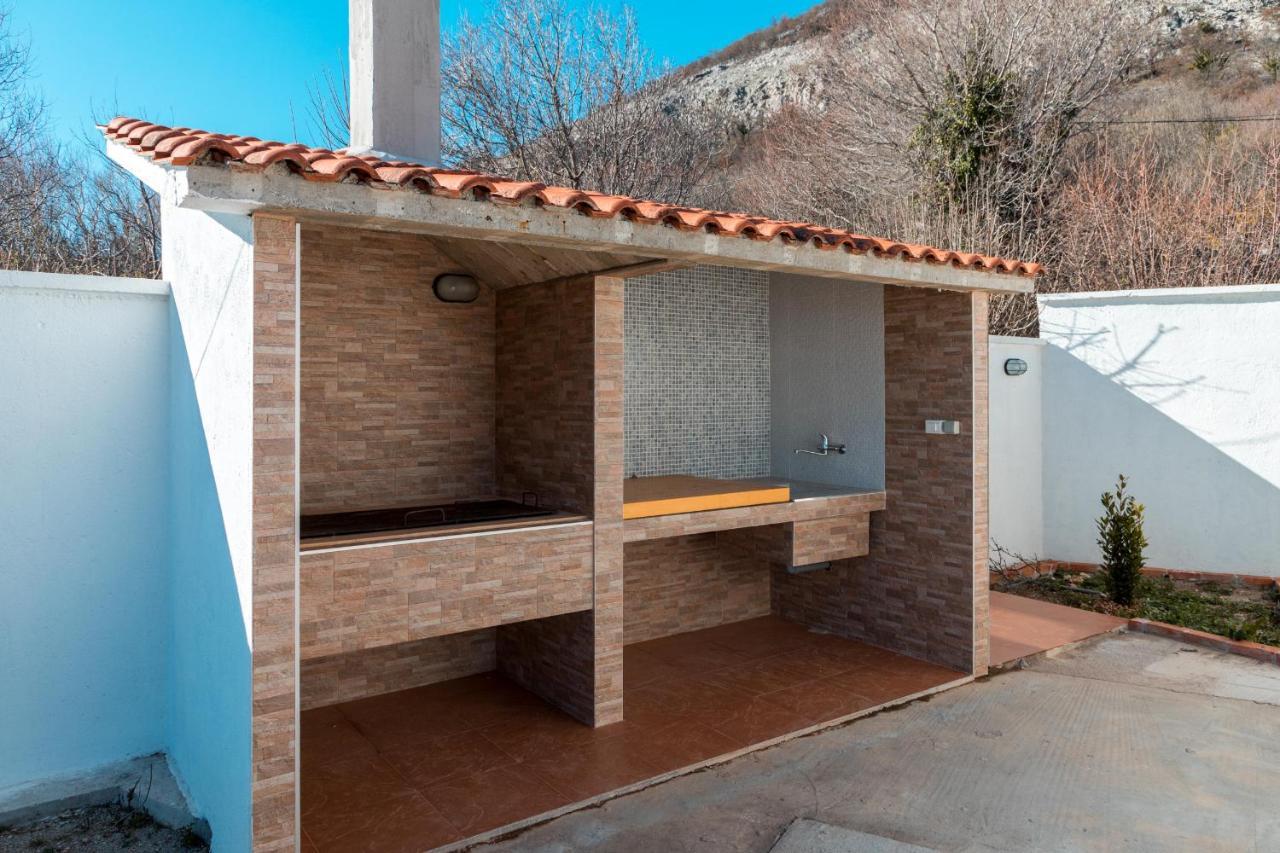 Holiday Home Marija Будва Екстер'єр фото