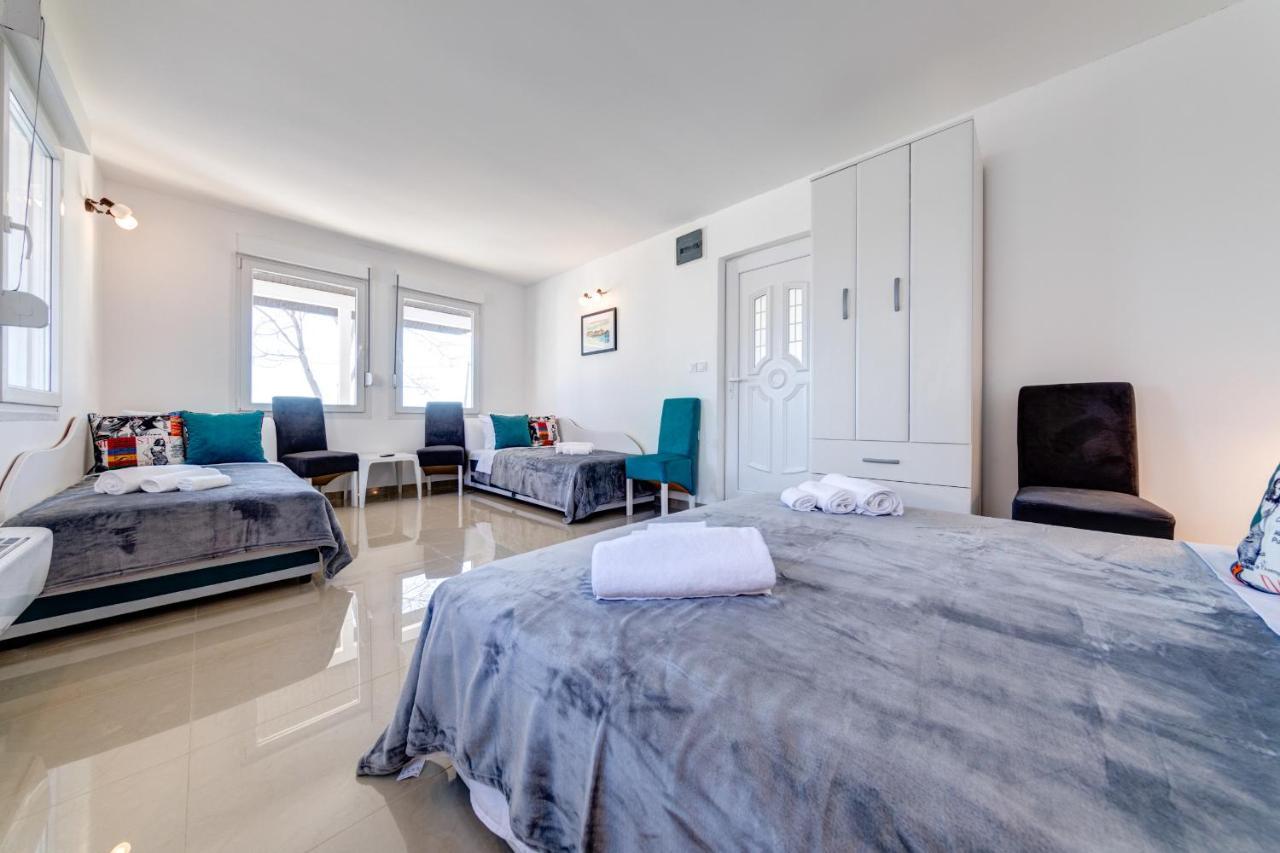 Holiday Home Marija Будва Екстер'єр фото